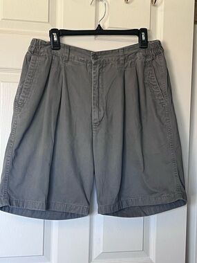 Cherokee Men's 36 Gray 100% Cotton Pleated Front Side Elastic Shorts
